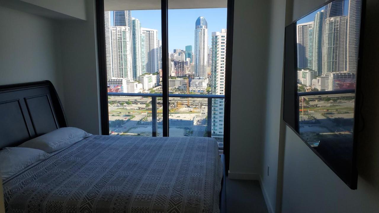 Canvas Condo Miami Bagian luar foto